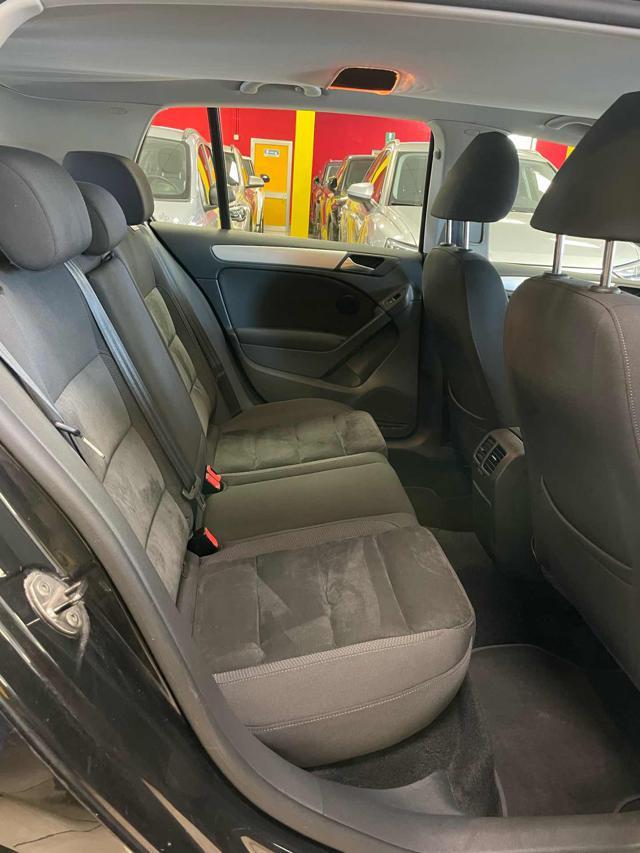 VOLKSWAGEN Golf 1.6 TDI DPF 5p. Highline*FARI XENO/LED*