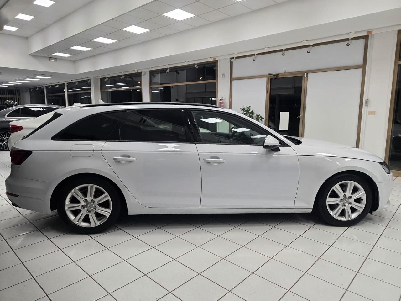 Audi A4 Avant 2.0 TDI 122 CV S tronic Business
