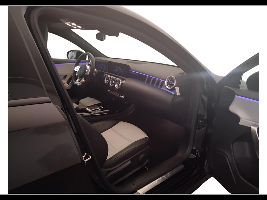 Mercedes-Benz Classe A - W177 2018 - A AMG 35 4matic auto