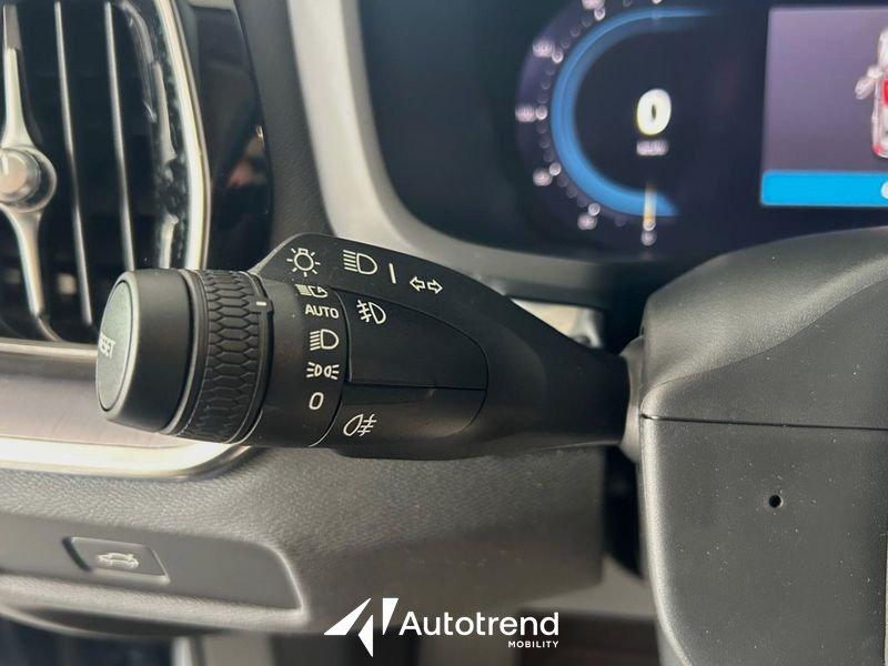 Volvo V60 B4 197+14 CV Mild Hybrid Diesel Automatico Core