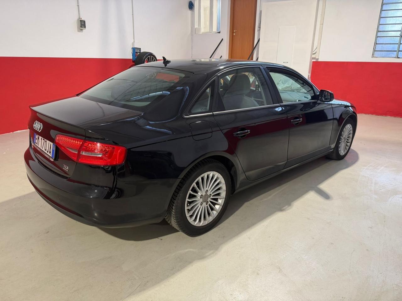 Audi A4 2.0 TDI 143CV F.AP. mult. Ambiente
