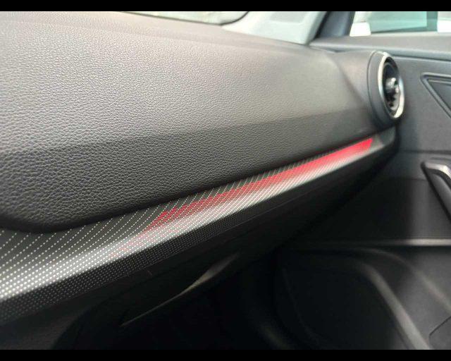 AUDI Q2 30 TDI Admired