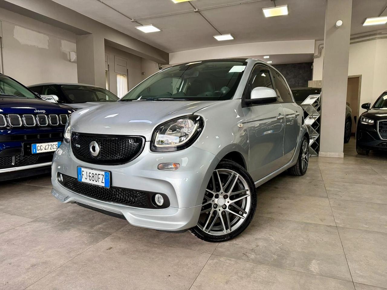 Smart ForFour 1.0 71cv GPL Twinamic Brabus 2017