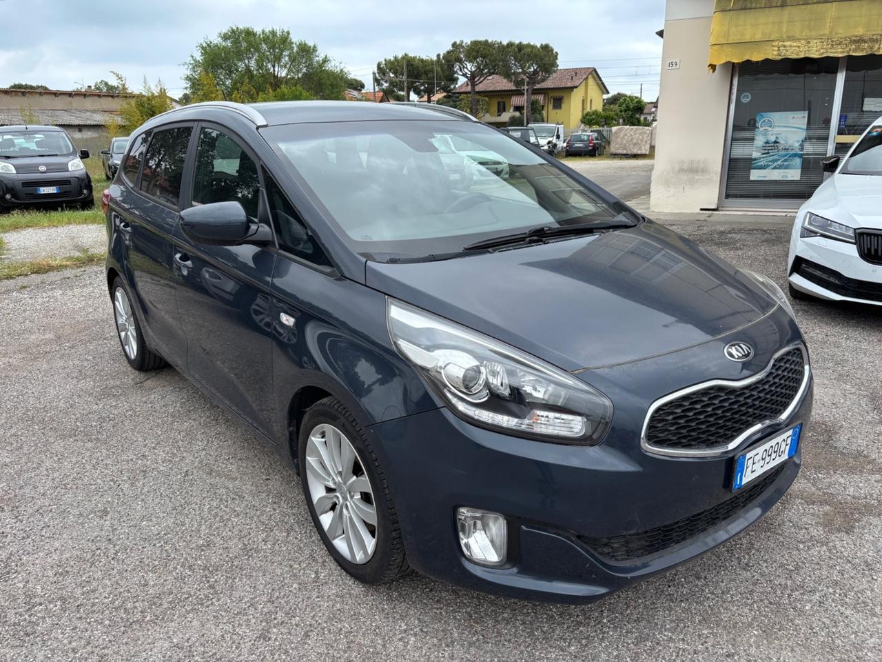 Kia Carens 1.7 CRDi 115 CV Diesel – Garanzia 12 mesi