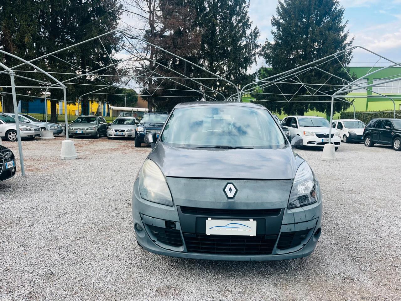 Renault Scenic X-Mod 1.6 Attractive