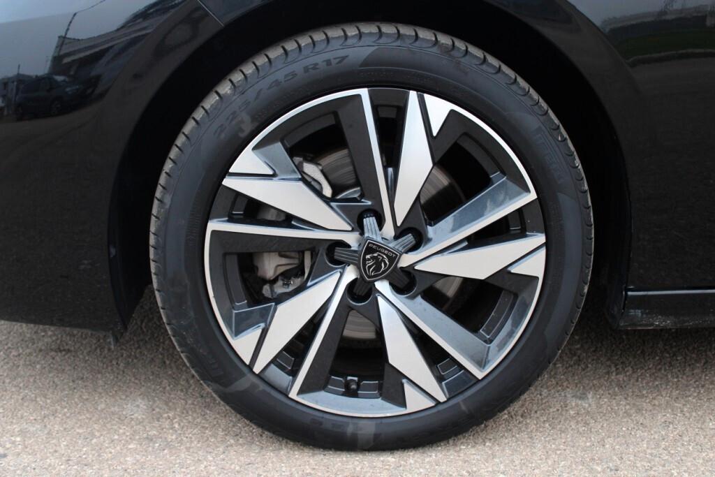 Peugeot 308 berlina EAT8 *LUCI AMBIENTE *PELLE