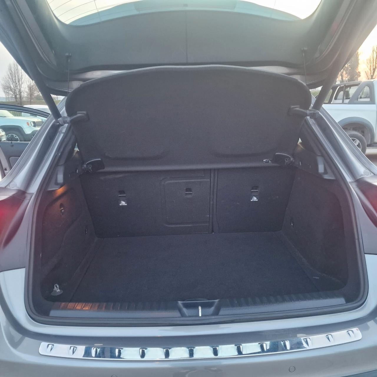 Mercedes-benz GLA 180 d Premium IMPECCABILE