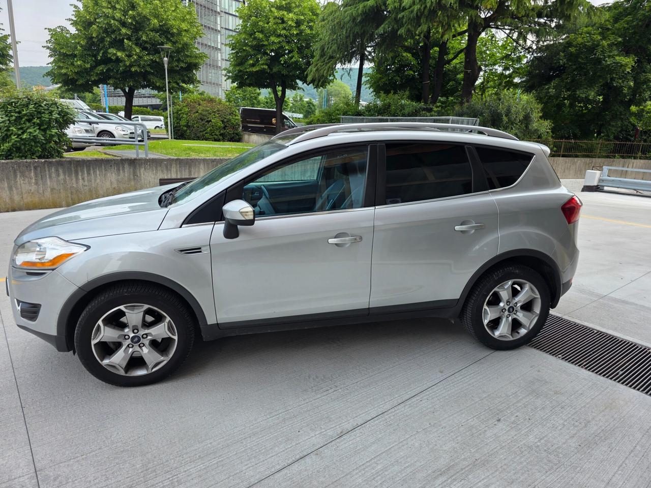 Ford Kuga 2.0 TDCi 136 CV 4WD Titanium DPF