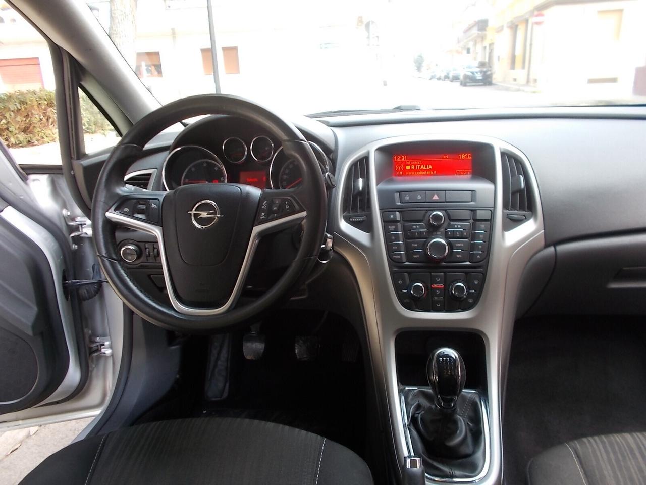 Opel Astra 1.7 CDTI 110CV Sports Tourer