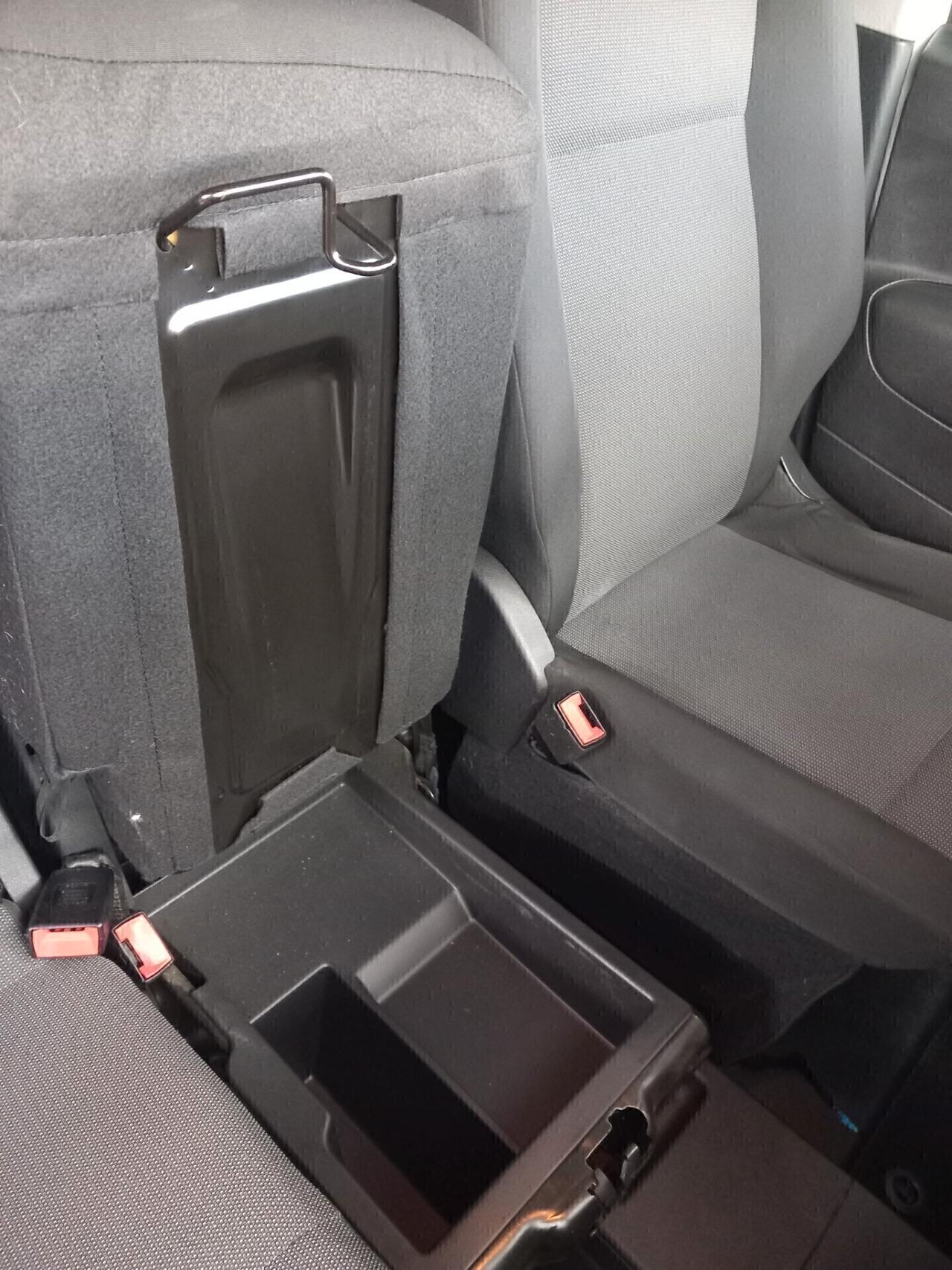 Citroen Berlingo anno 2019 automatica 1.5 diesel 172 mila km