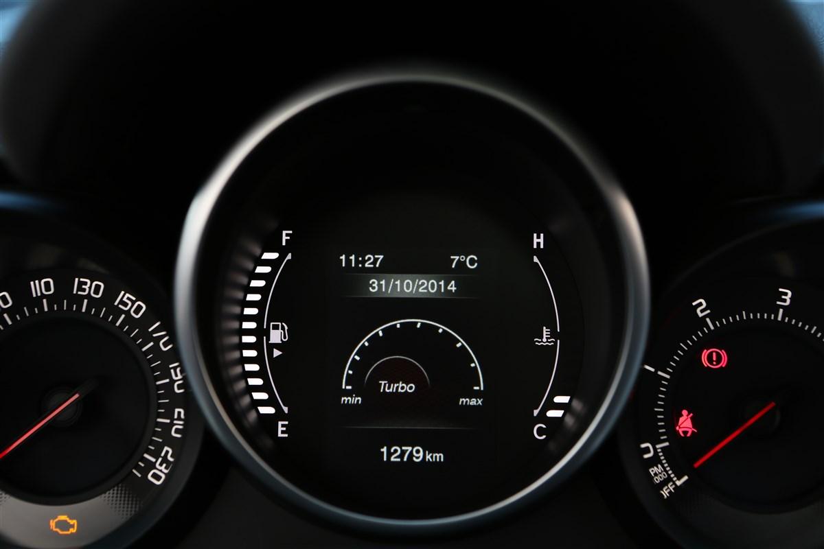 FIAT 500 X 2015 - 500X 1.3 mjt Lounge 4x2 95cv