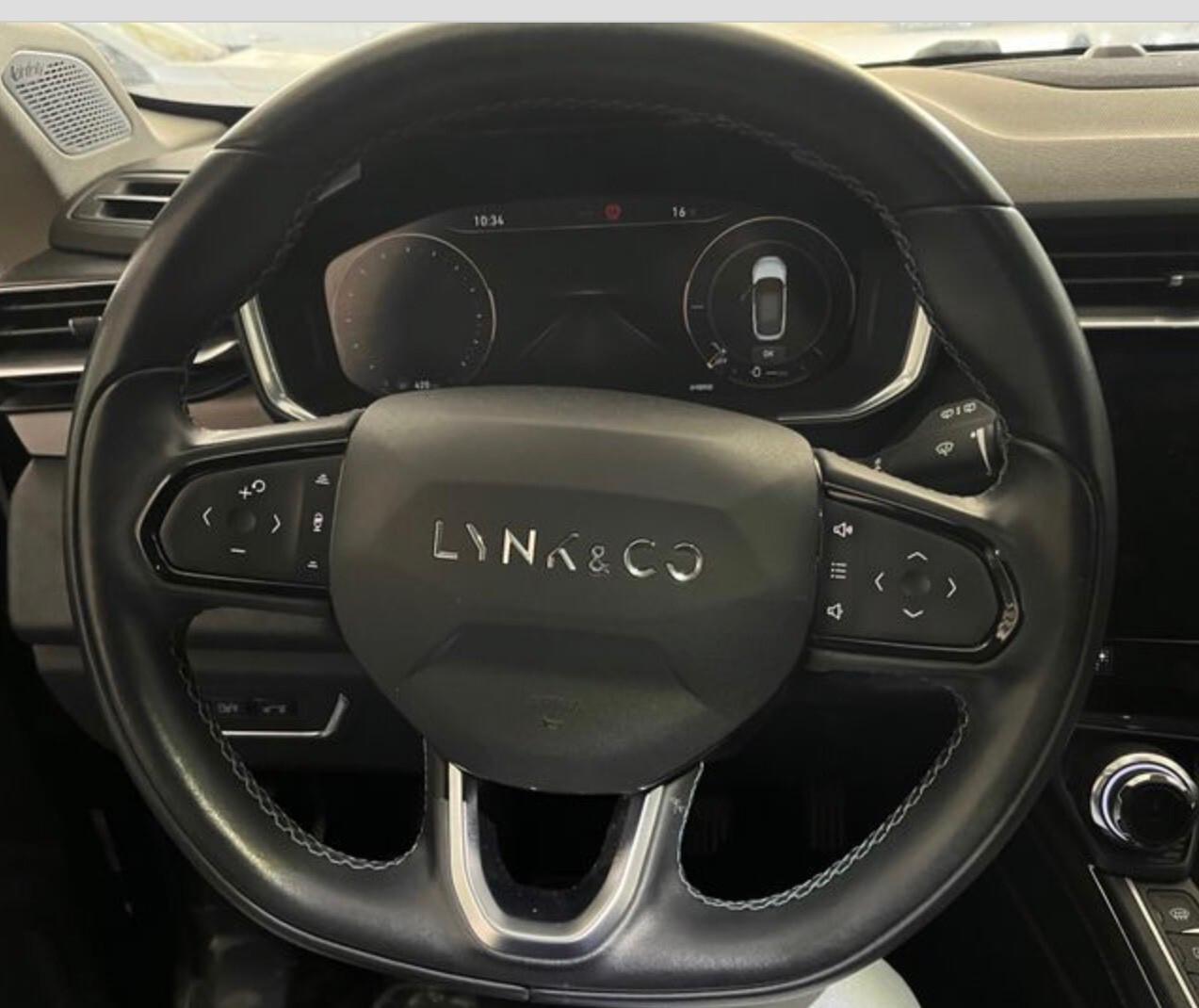 Lynk&co 01 PHEV