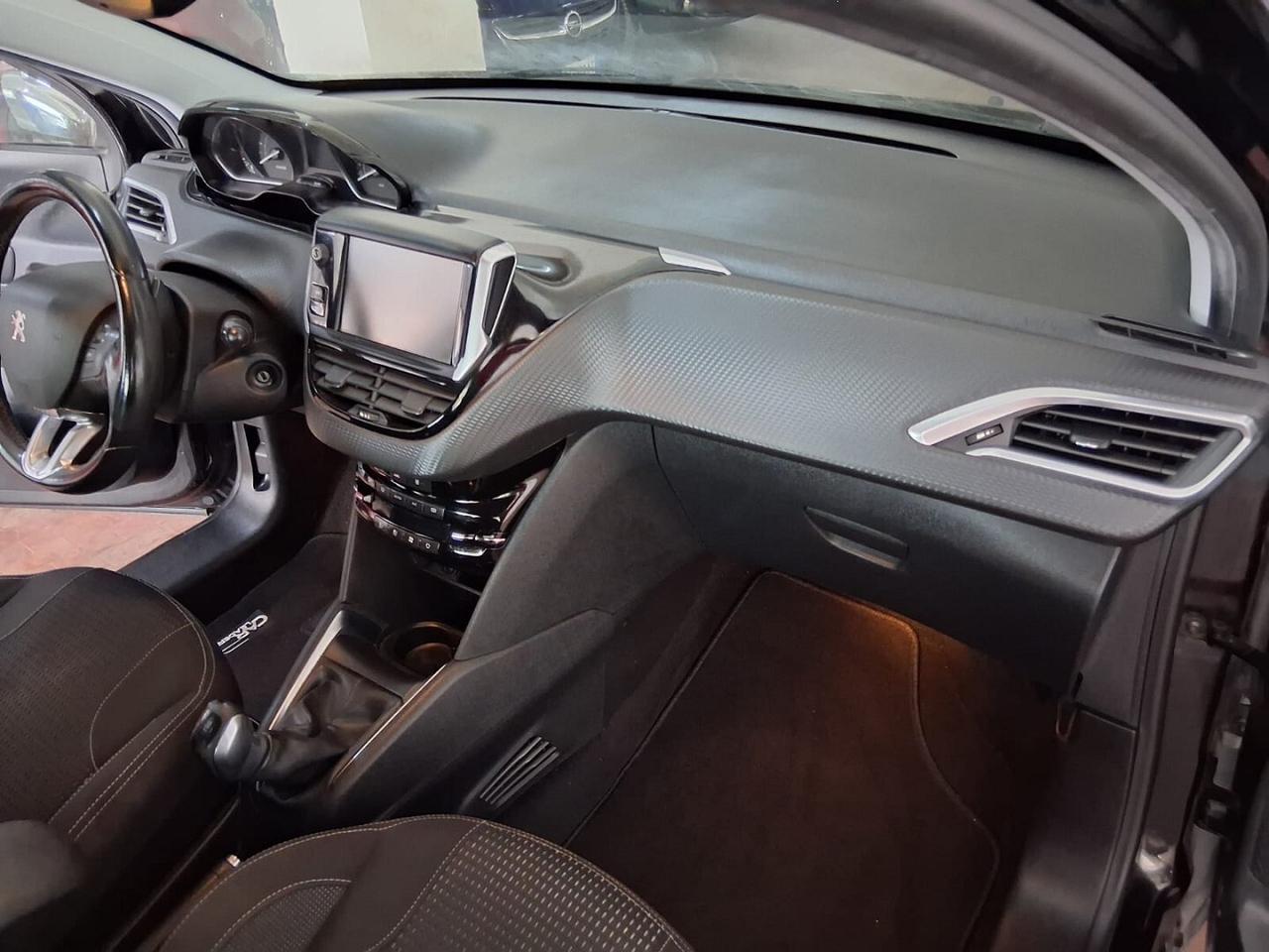 Peugeot 208 1.6 HDI 75cv allure 5p