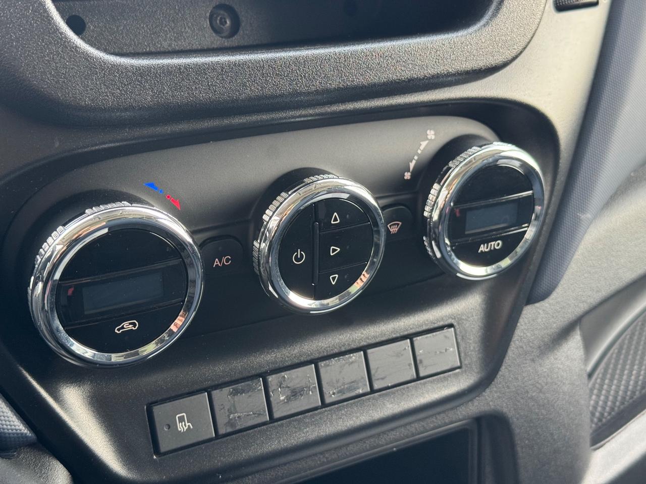 Iveco Daily 35C14N 3.0 Hi-Matic