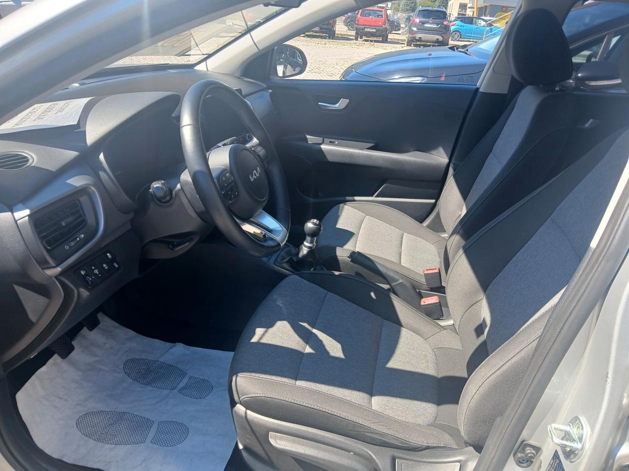 Kia Stonic 1.2 DPI Urban