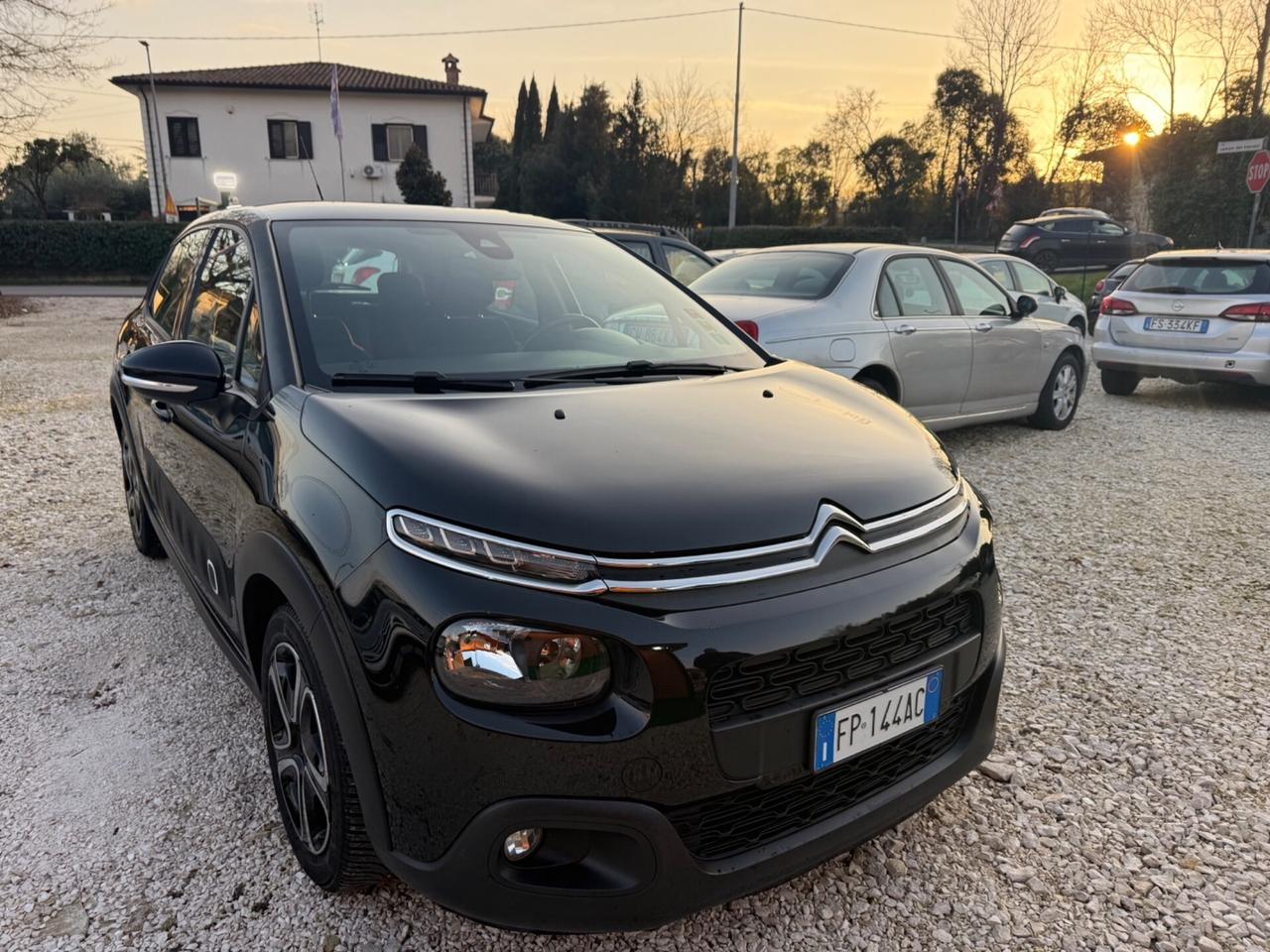 Citroen C3 BlueHDi 75 S&S Shine full optional