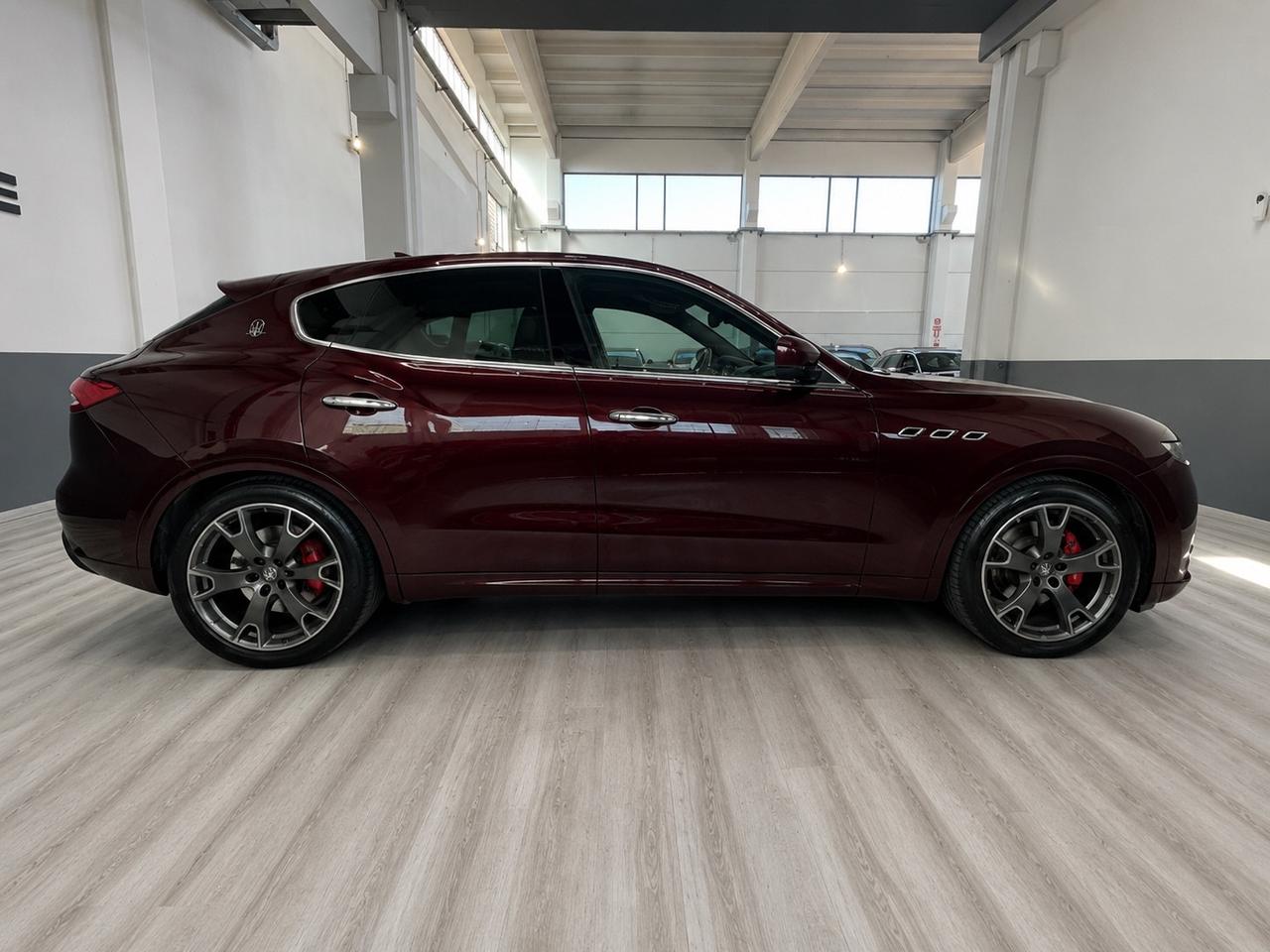 Maserati Levante V6 Diesel 275 CV AWD Gransport