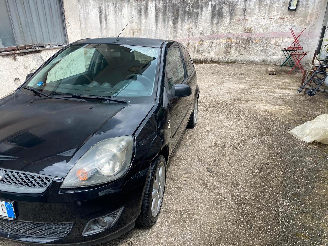 Ford Fiesta 1.4cc diesel (PRIVATO)-2007