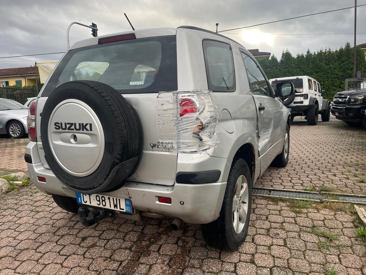 Suzuki Grand Vitara 1.9 DDiS 3 porte