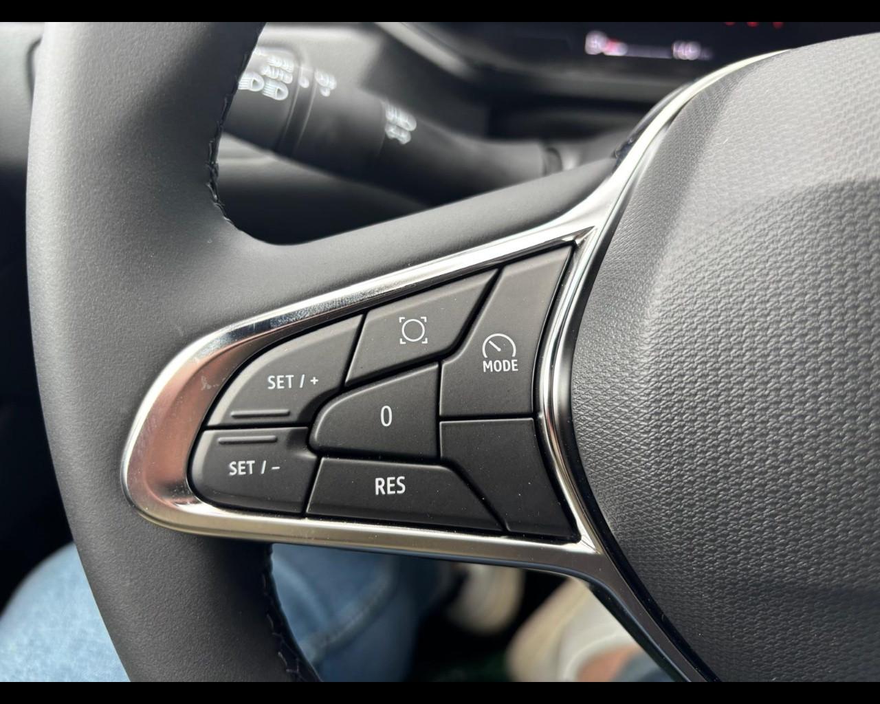 RENAULT Captur II 2024 - Captur 1.2 eco-g Evolution 120cv