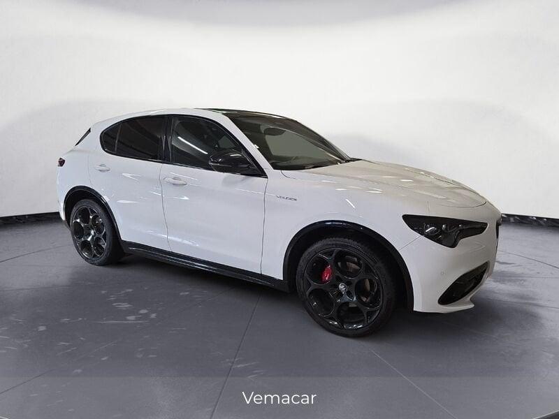 Alfa Romeo Stelvio 2.2 TD 210 CV Veloce AT8 Q4 con 7500euro extra optional