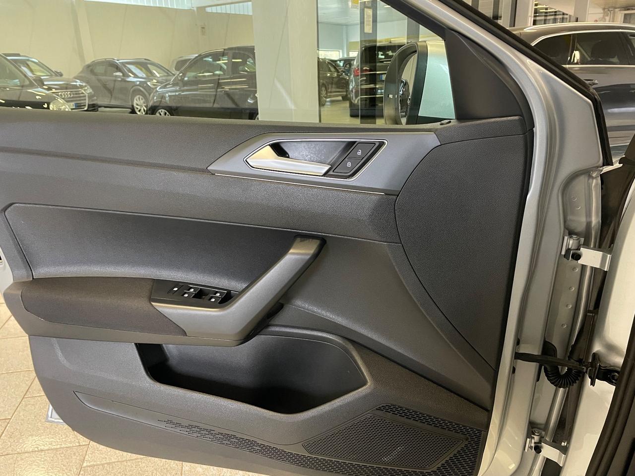 Volkswagen Taigo 1.0 TSI 115 CV R-Line