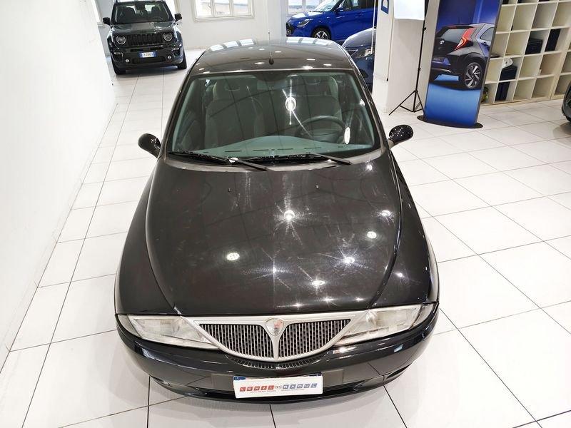 Lancia Y Y 1.2