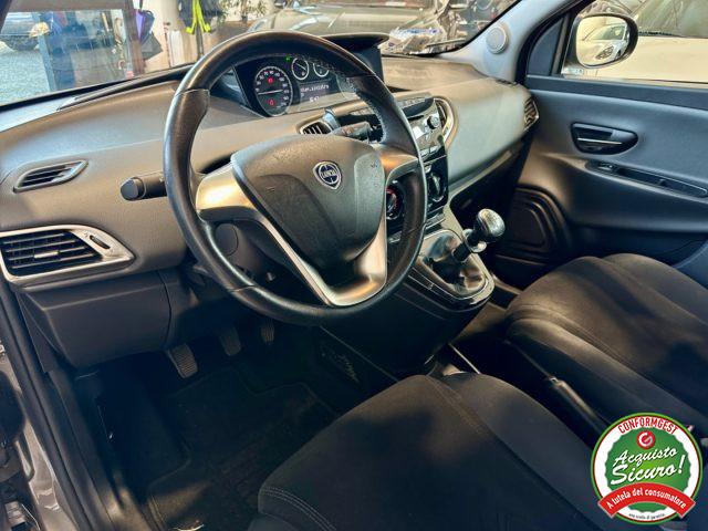 LANCIA Ypsilon 1.2 69CV 5p. Gold *NEOPATENTATI*