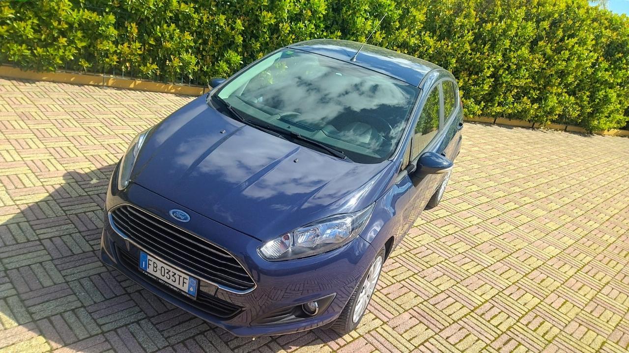 Ford Fiesta 1.4 5 porte Bz.- GPL