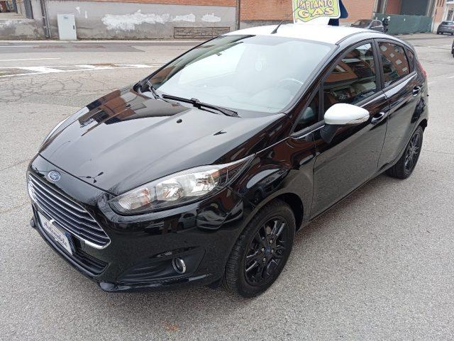 FORD Fiesta 1.4 5 porte Bz.- GPL Black & White Edition