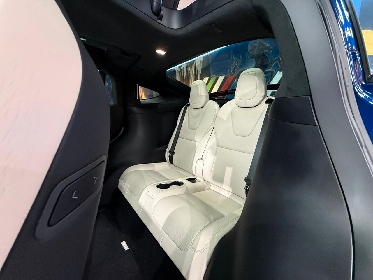 Tesla Model X Plaid (022)