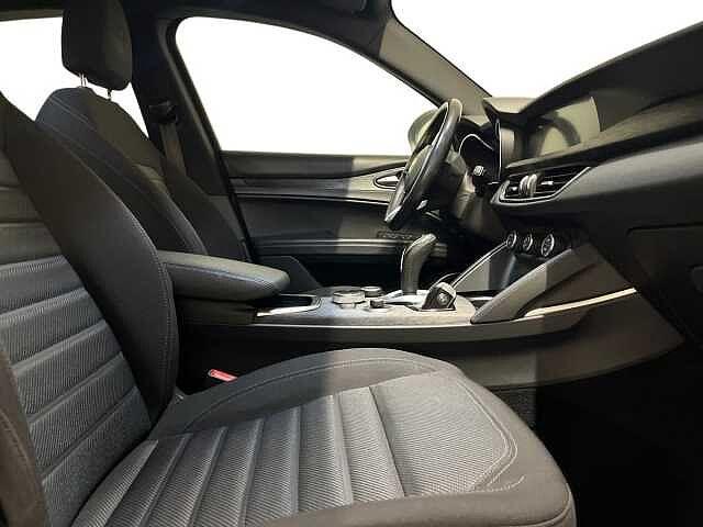 Alfa Romeo Stelvio 2.2 Turbodiesel 160 CV AT8 RWD Super Business