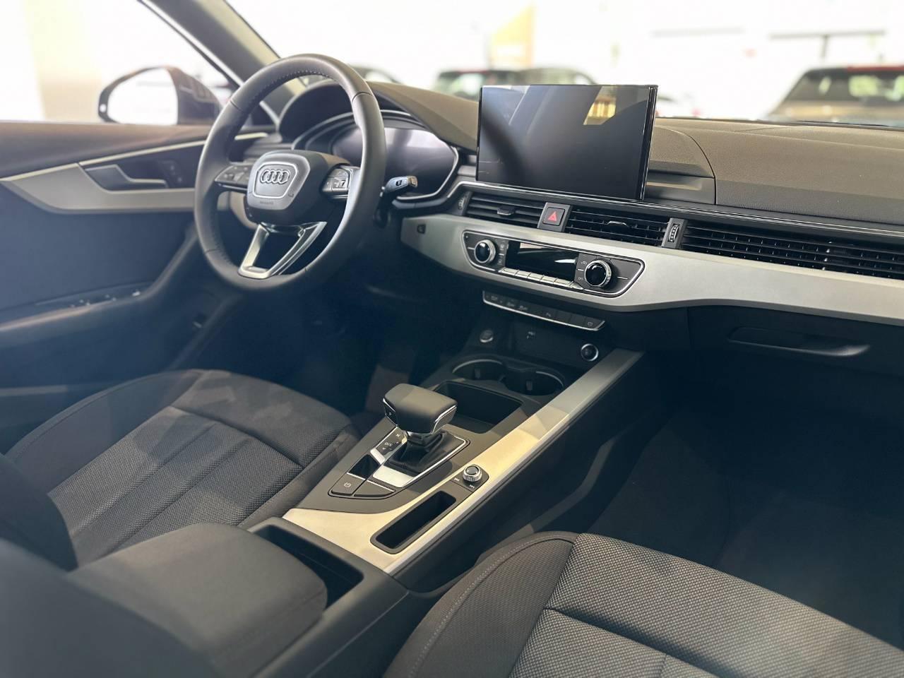AUDI A4 AVANT 30 TDI MHEV S-TRONIC BUSINESS ADVANCED