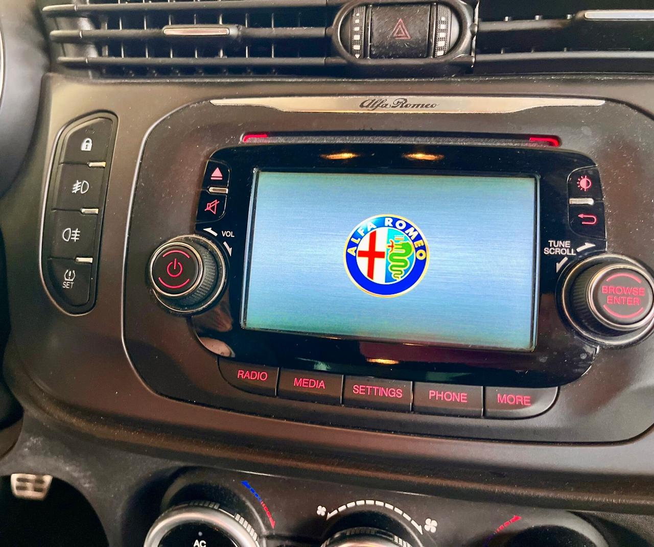 Alfa Romeo Giulietta 1.6 JTDm-2 105 CV Exclusive