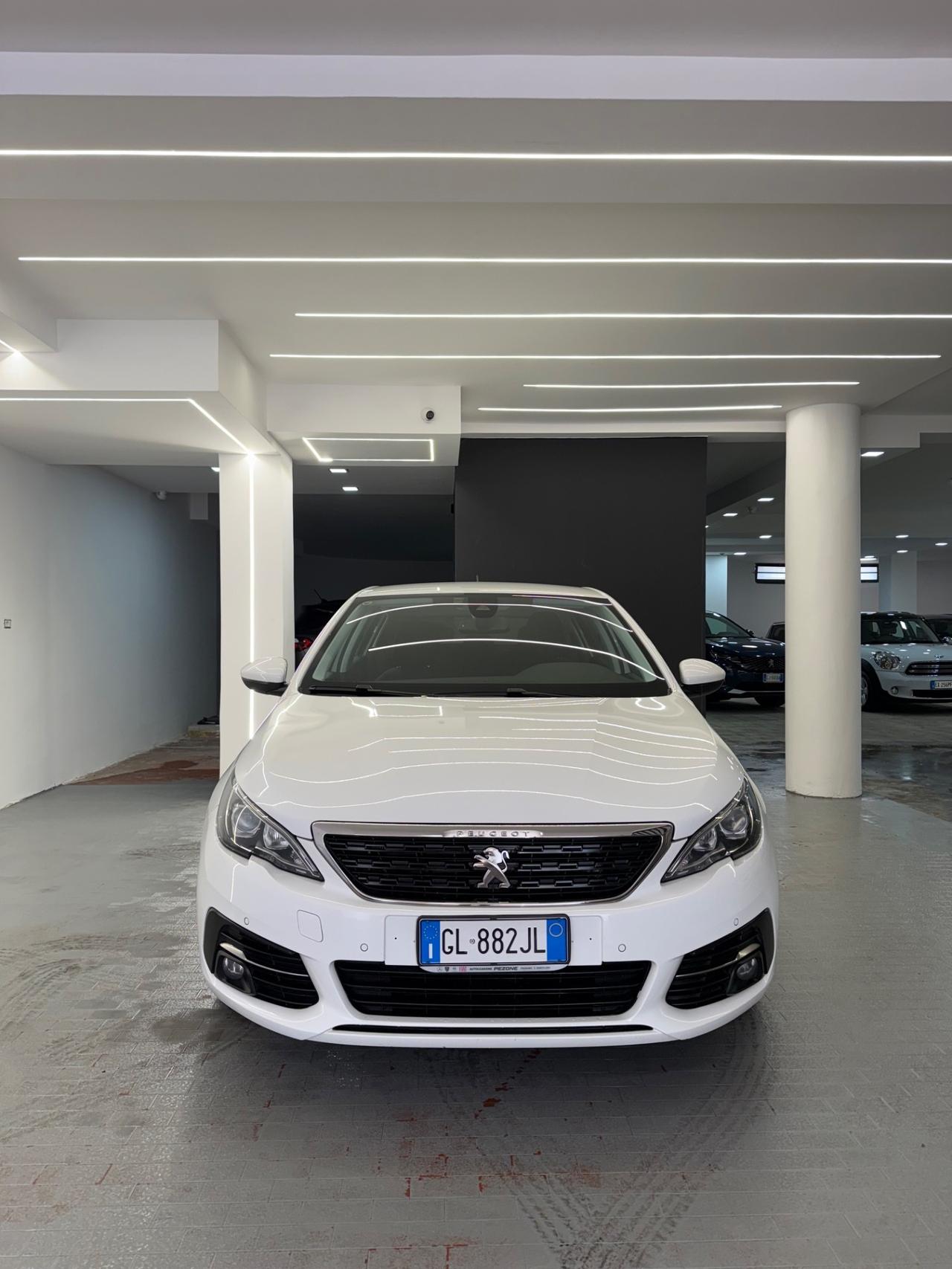 Peugeot 308 BlueHDi 130 S&S Allure