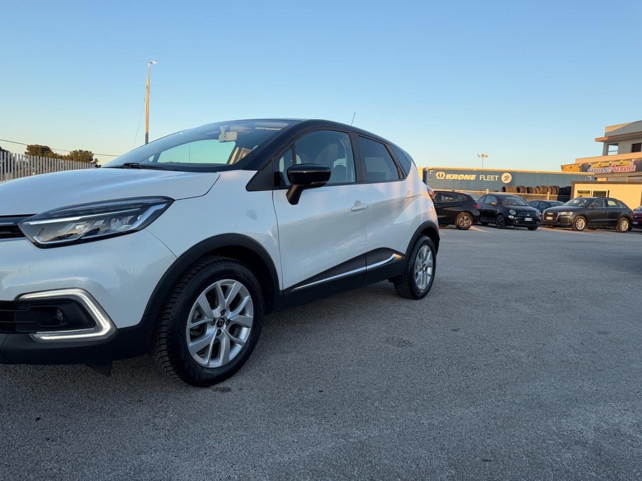 RENAULT CAPTUR TCE 90 CV FULL LED PERLATA MY20