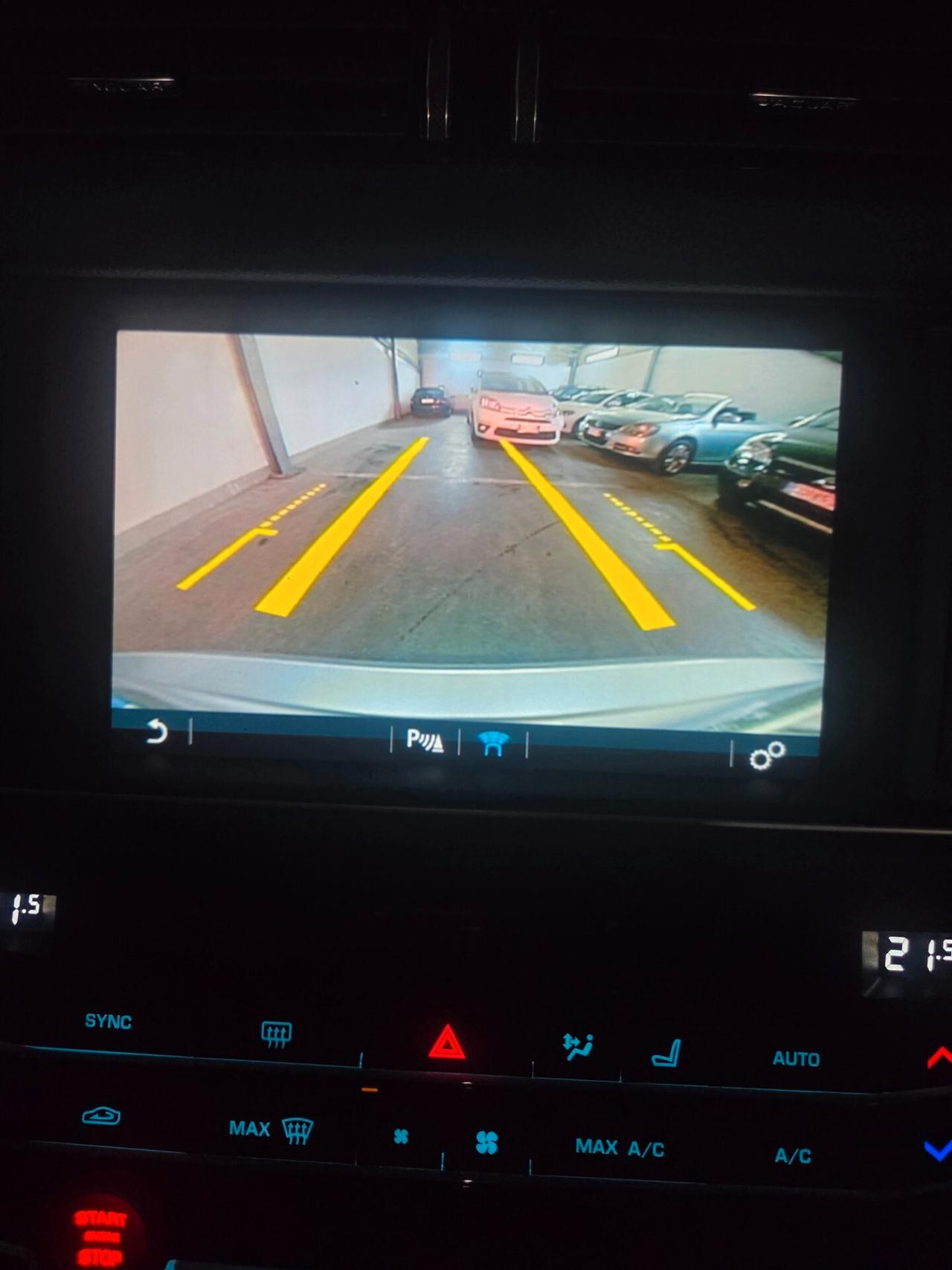 Jaguar XF 2.0 D 180 CV aut. Portfolio