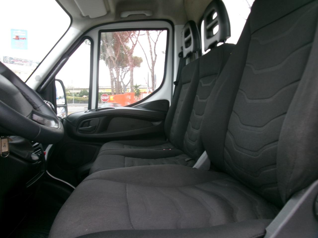 Iveco Daily 60C15 3000 150CV E5 RIBALTABILE TRILATERALE NUOVO PORTATA 27 QUINTALI