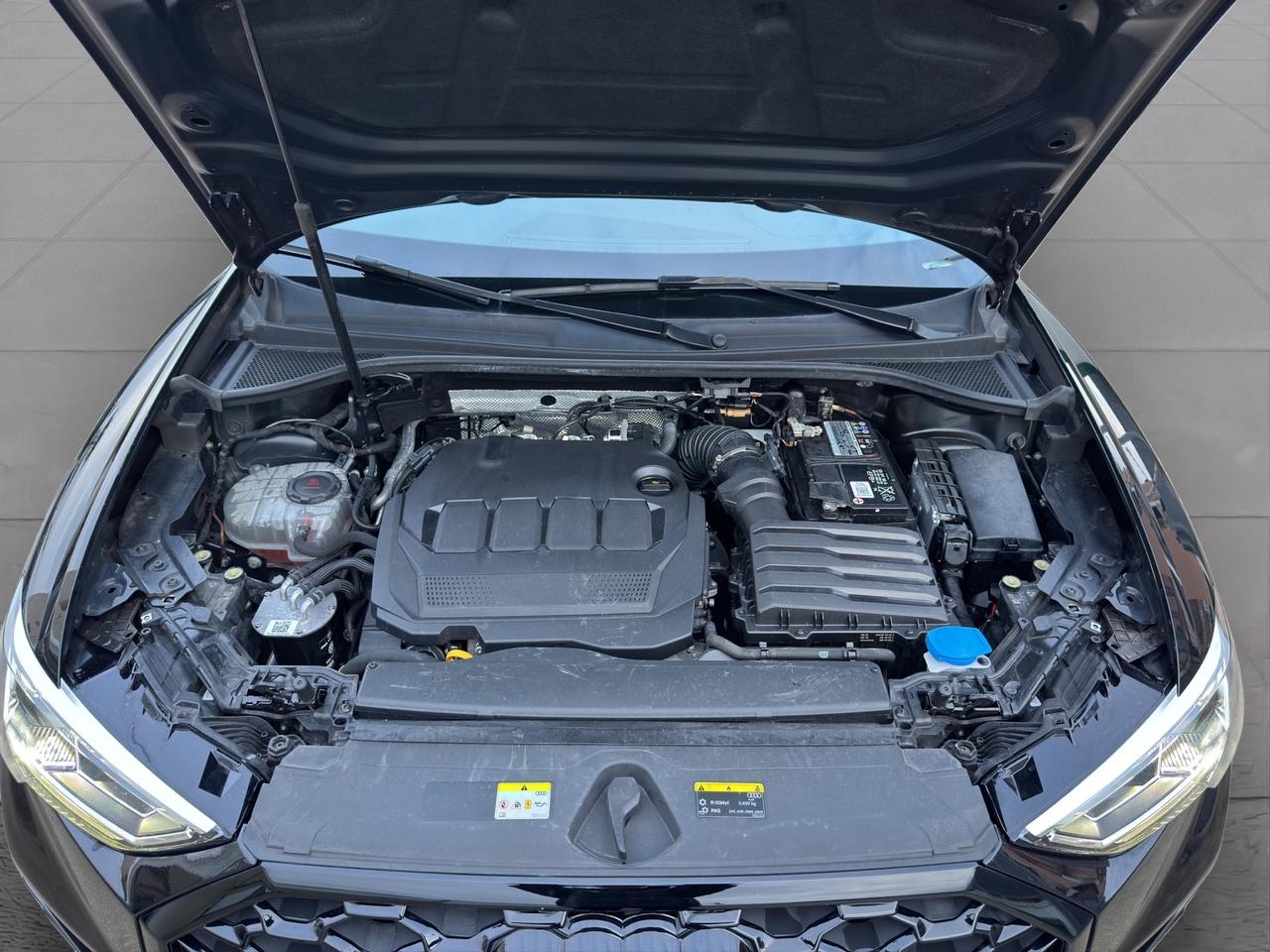 AUDI Q3 SPB 35 TDI S TRONIC IDENTITY BLACK - MY21