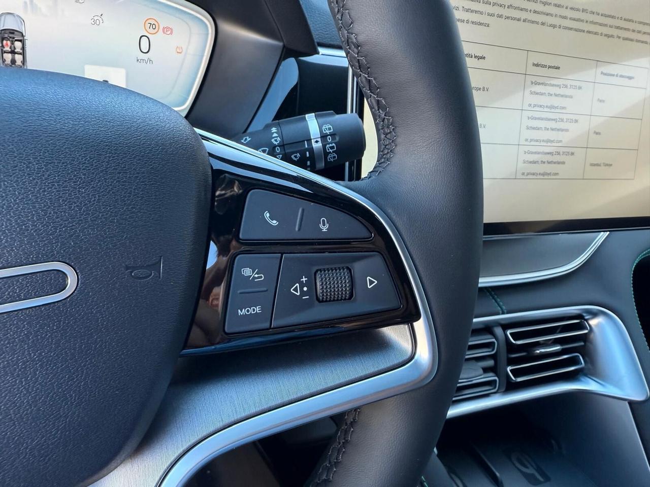 Byd Seal U DMi 1.5 Turbo 324 CV PHEV Design