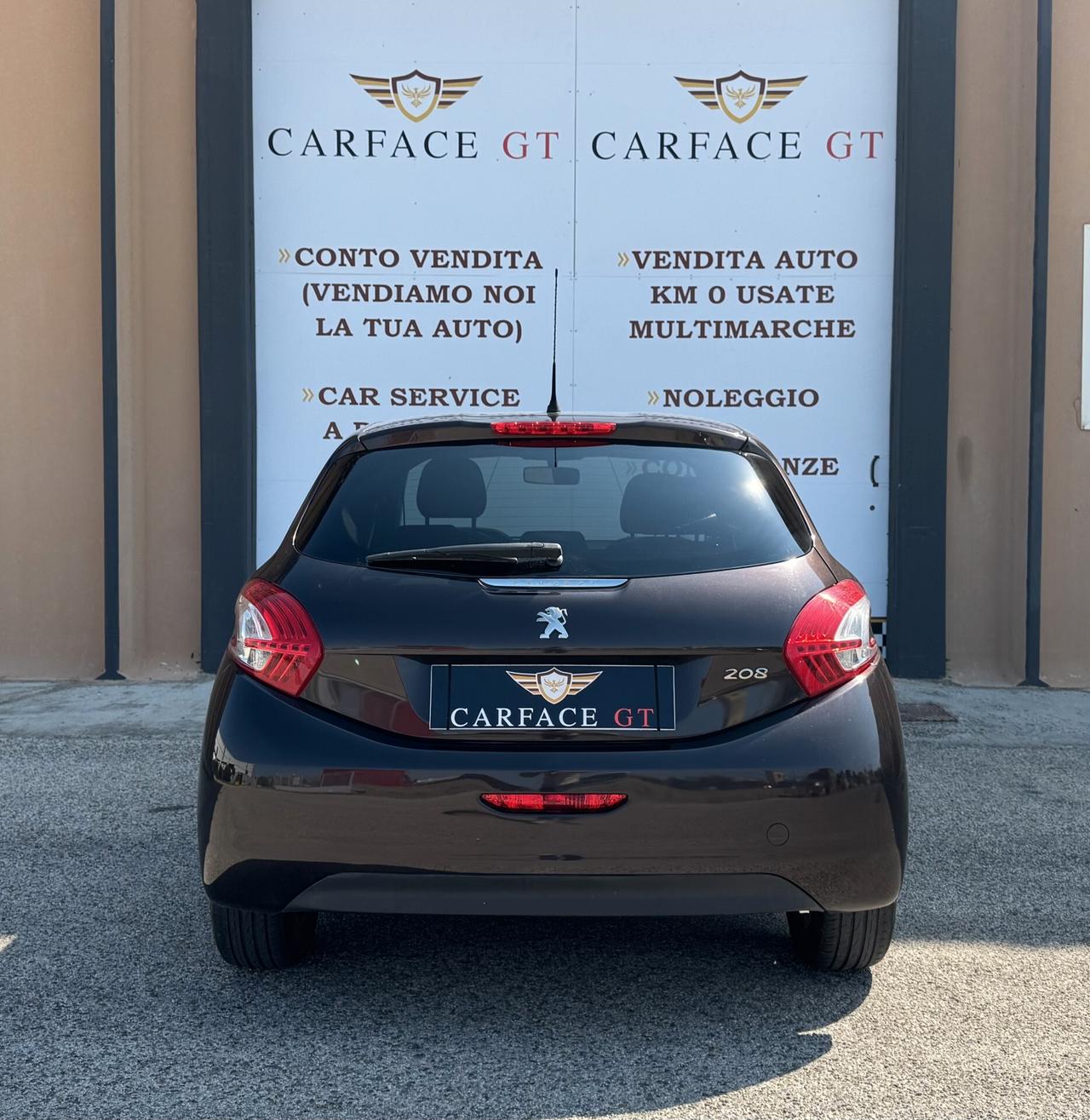 Peugeot 208 1.4 HDi 68 CV NEOPATENTATI - 2012