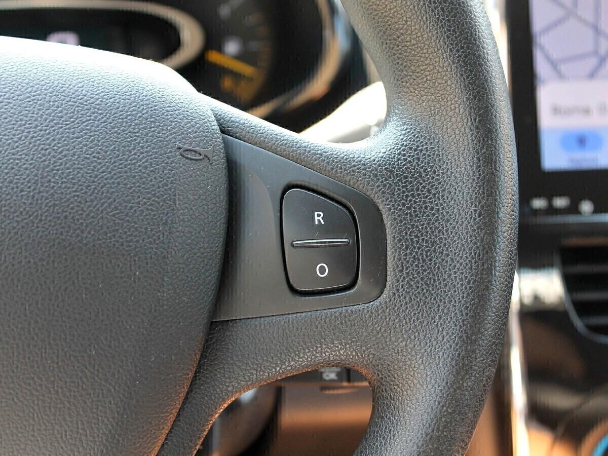 Renault Clio 1.2 Life 75cv E6 Navi PDC Retrocamera FINAZIABILE