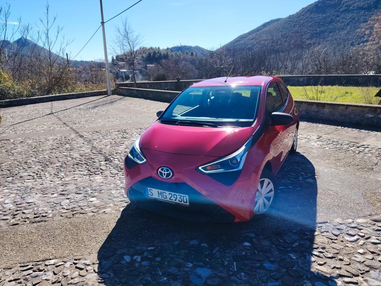 Toyota Aygo 1.0 VVT-i 69 CV 3Porte 1Propr-Permute-