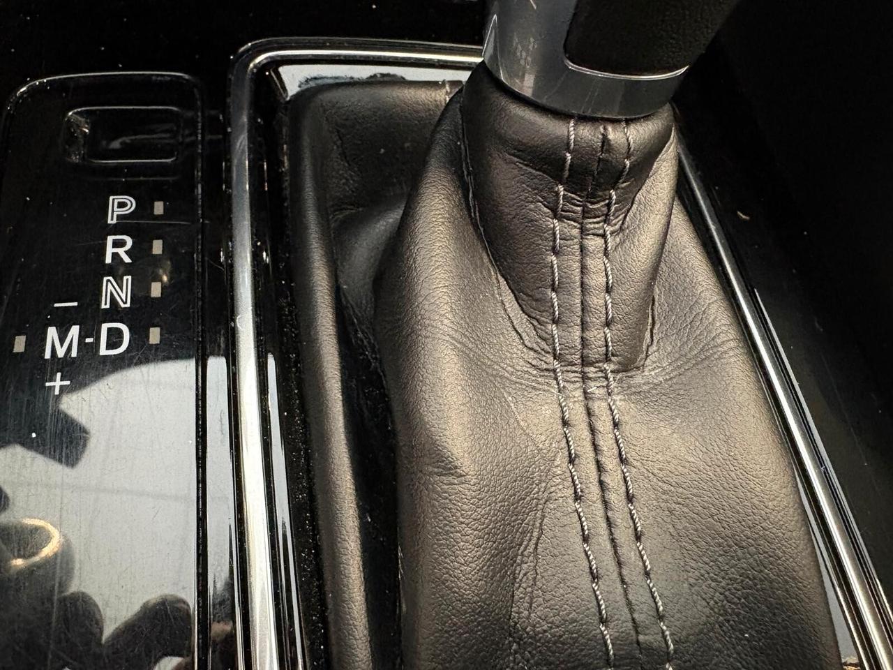 Mazda 6 Wagon SIGNATURE 2.2L Skyactiv-D A/T UNICO PR.