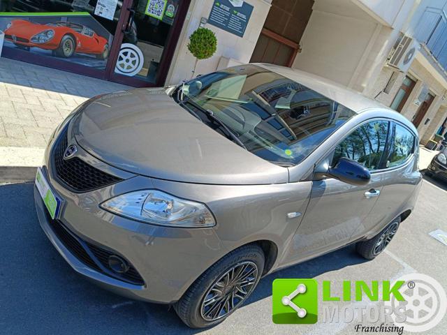 LANCIA Ypsilon 0.9 TwinAir 85 CV 5 porte Metano Ecochic