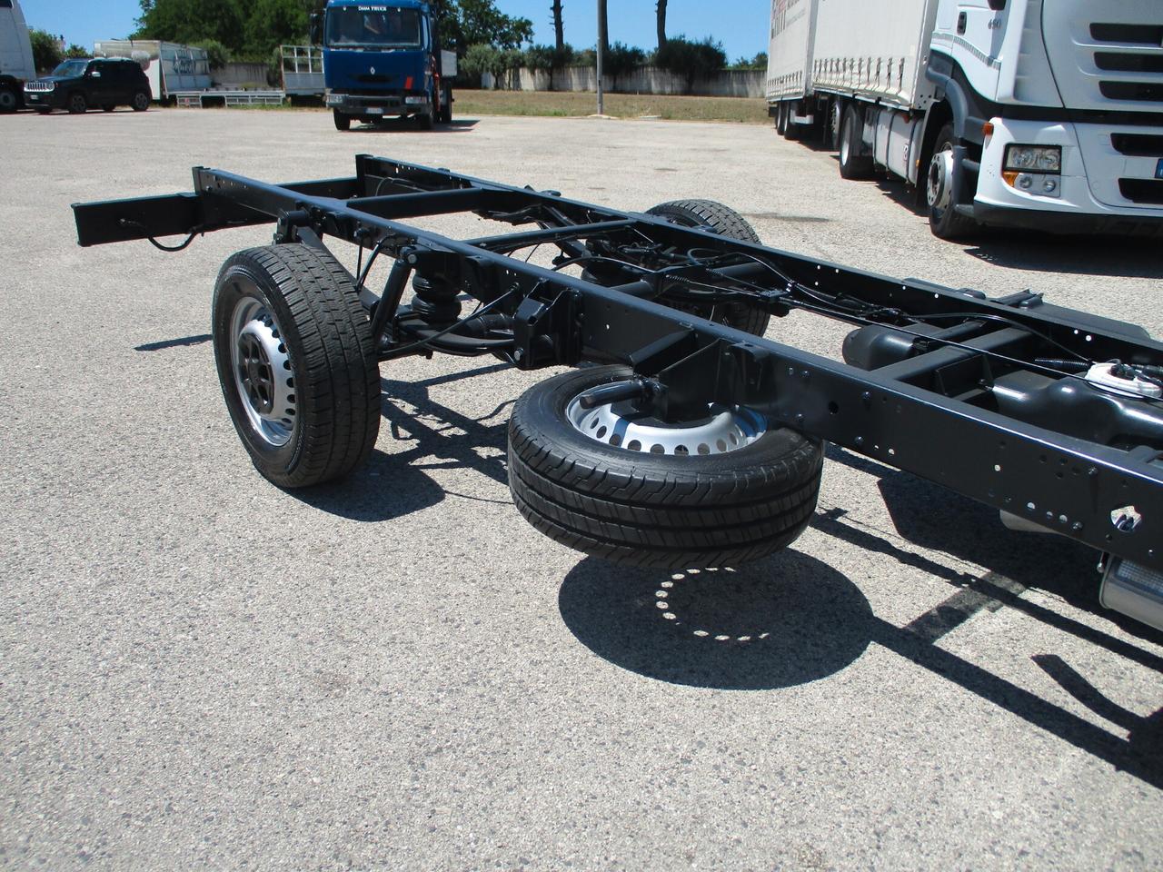 Iveco Daily 35S15 2.3 150CV E5 TELAIO P. 3750 **PERFETTISSIMO*