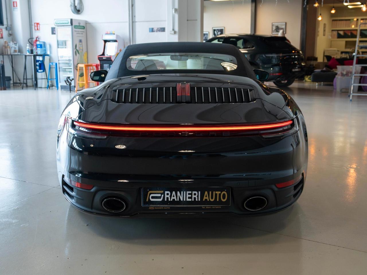 Porsche 911 Carrera 4S Cabriolet