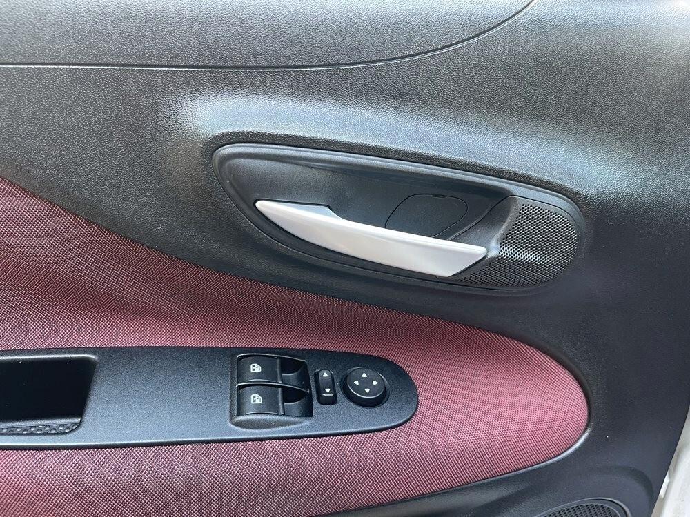 Fiat Punto Evo 1.3 Mjt 90 CV 5 porte Emotion NEO PATENTATI