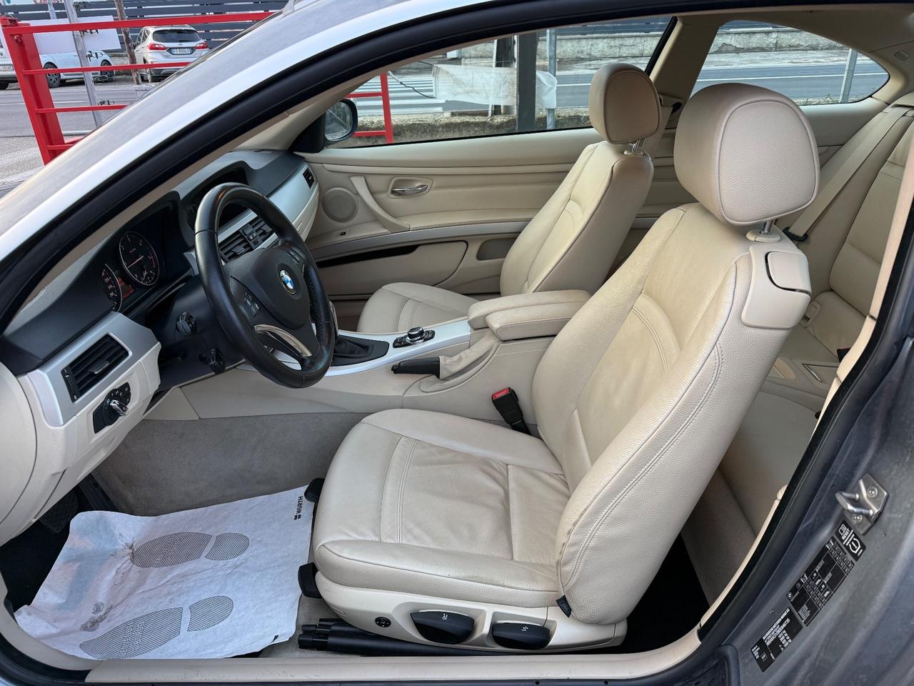 Bmw 320d cat Coupé Futura AUTOMATICO-NAVIGATORE