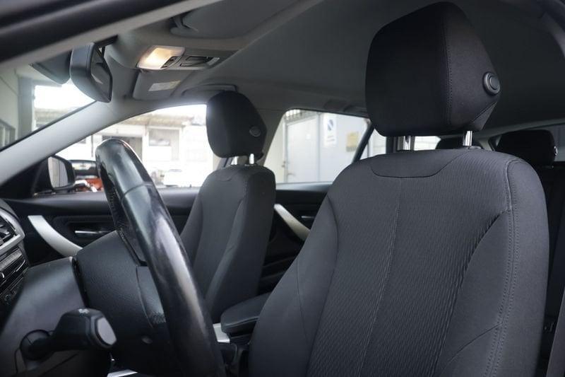 BMW Serie 3 Touring BMW Serie 3 Touring 320d xDrive Luxury Unicoproprietario